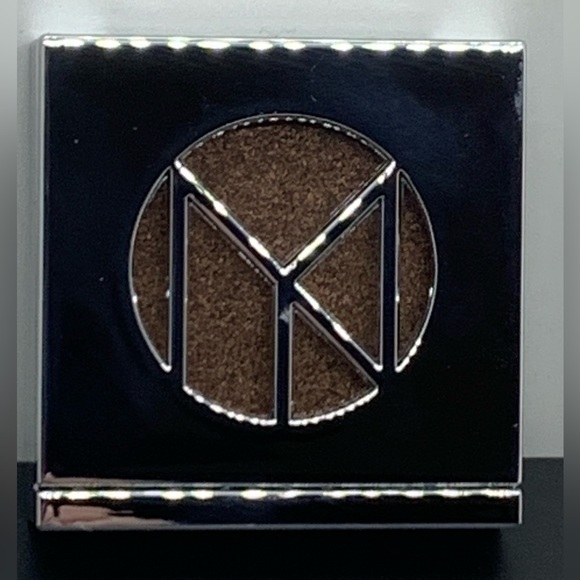 New Unopened IL Makiage Color Boss Eyeshadow Eye Color 959 Newsflash - Picture 3 of 5